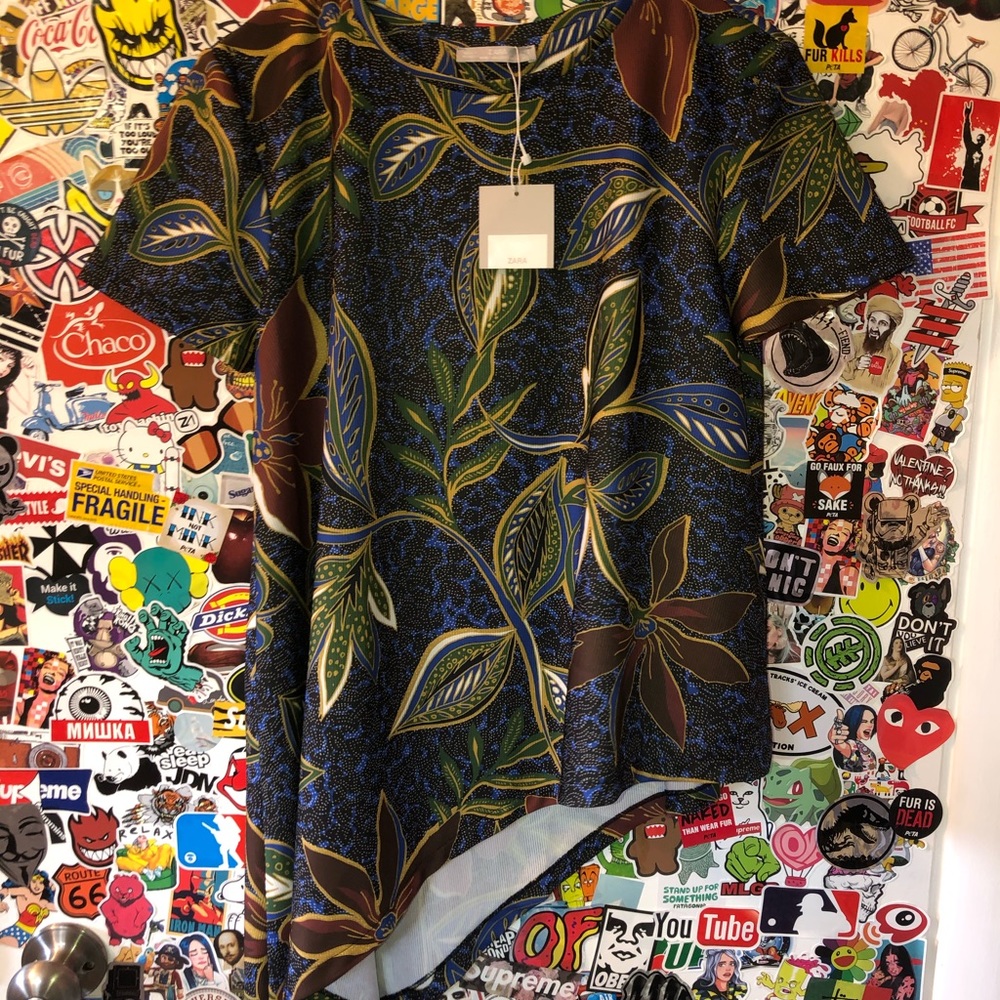 NWT Zara Asymmetrical hawaiian shirt